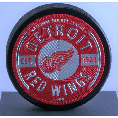 Detroit Red Wings Hockey Puck:  TrimFlexx 3D Metallic Emblem